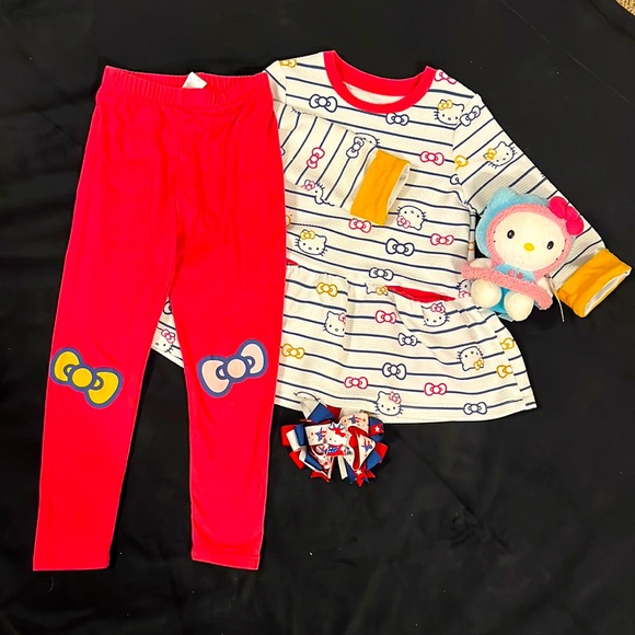 Hello Kitty Bundle - Picture 1 of 6